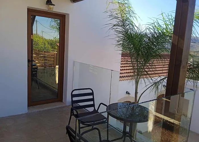 Halepouri Apartment *