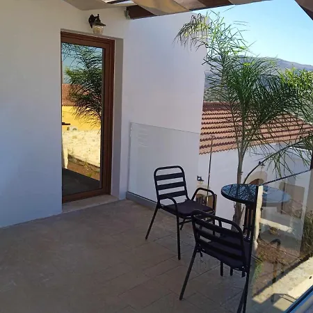 Halepouri Apartman *